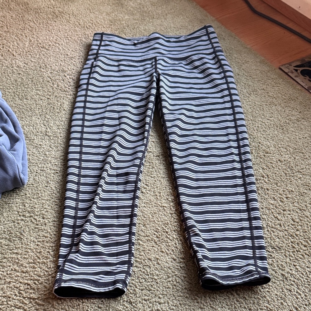 Athleta Black and White Striped Cropped Pants